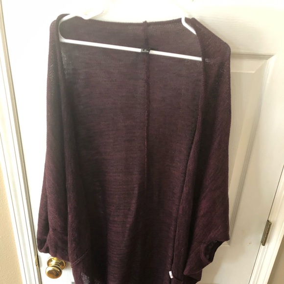 Women sweater from my 20 year old daughter - Picture 2 of 2